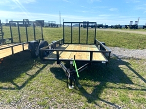 Utility Trailer Single Axle Utility Trailer Single Axle. Single 3500# single axle utility trailer. This trailer features a mounted spare tire and a spring assisted tailgate. 
