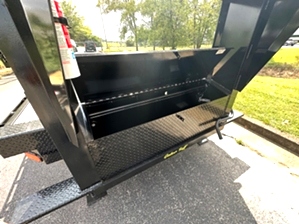  20+10 Hydraulic Dovetail16k Trailer For Sale 